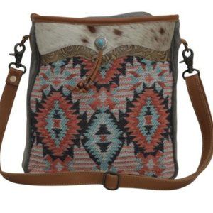 EL SALVA SHOULDER BAG EL SALVA SHOULDER BAG